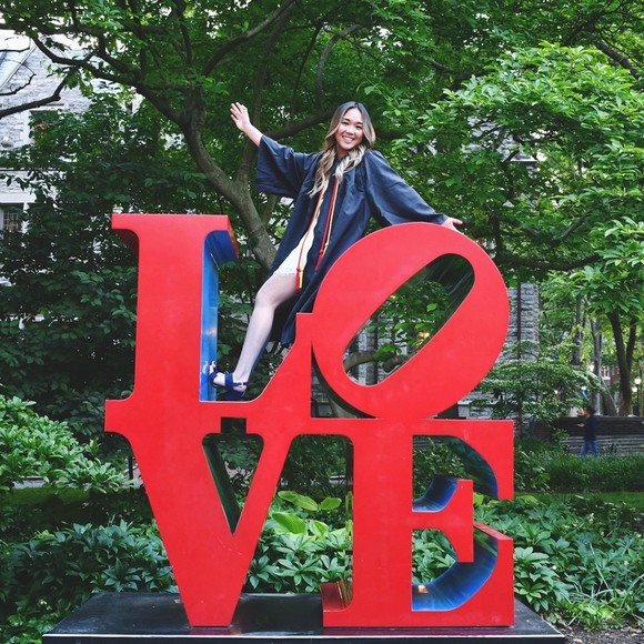 Meet your Posher, Jenn - Picture 1 of 1